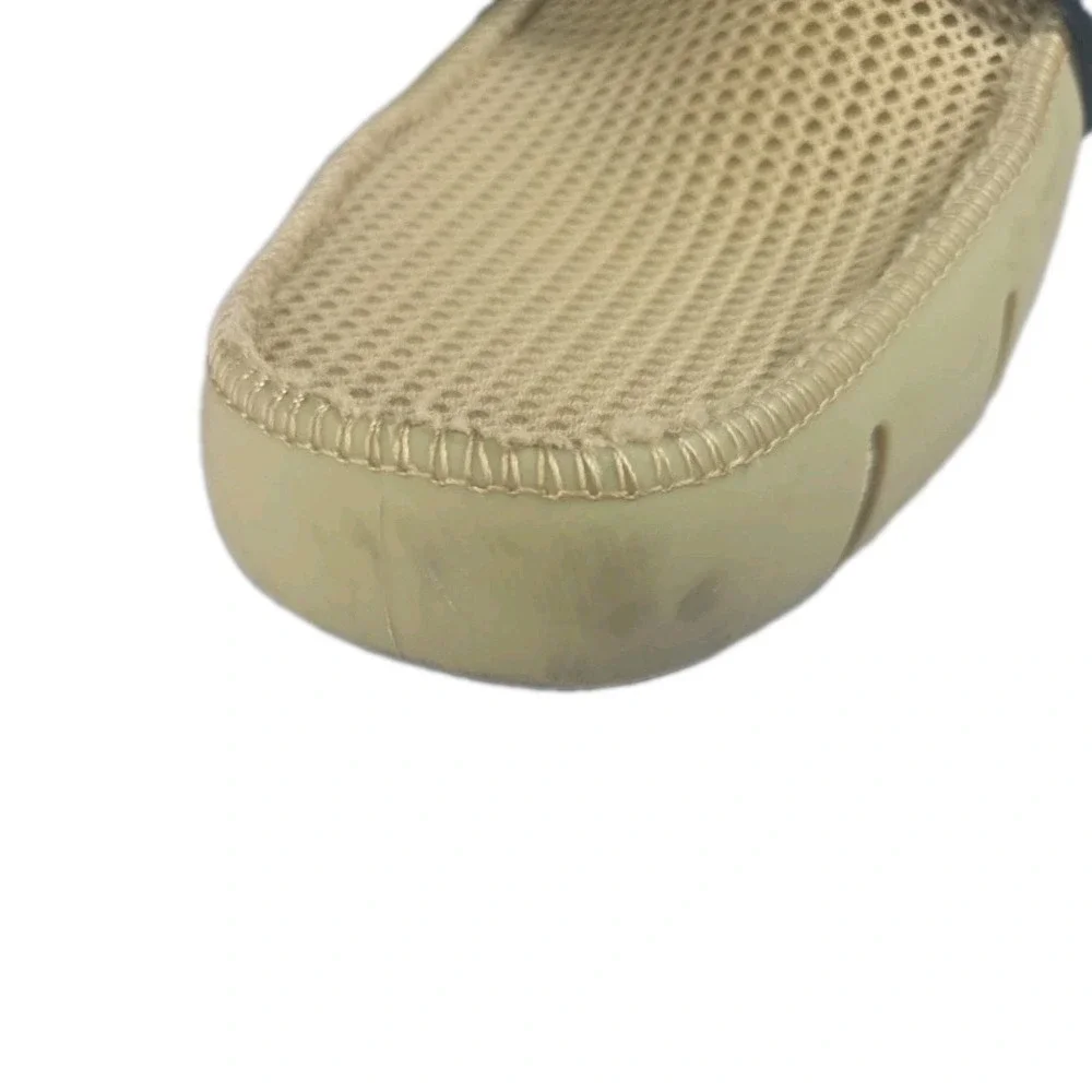Robert Wayne Footwear brand floats